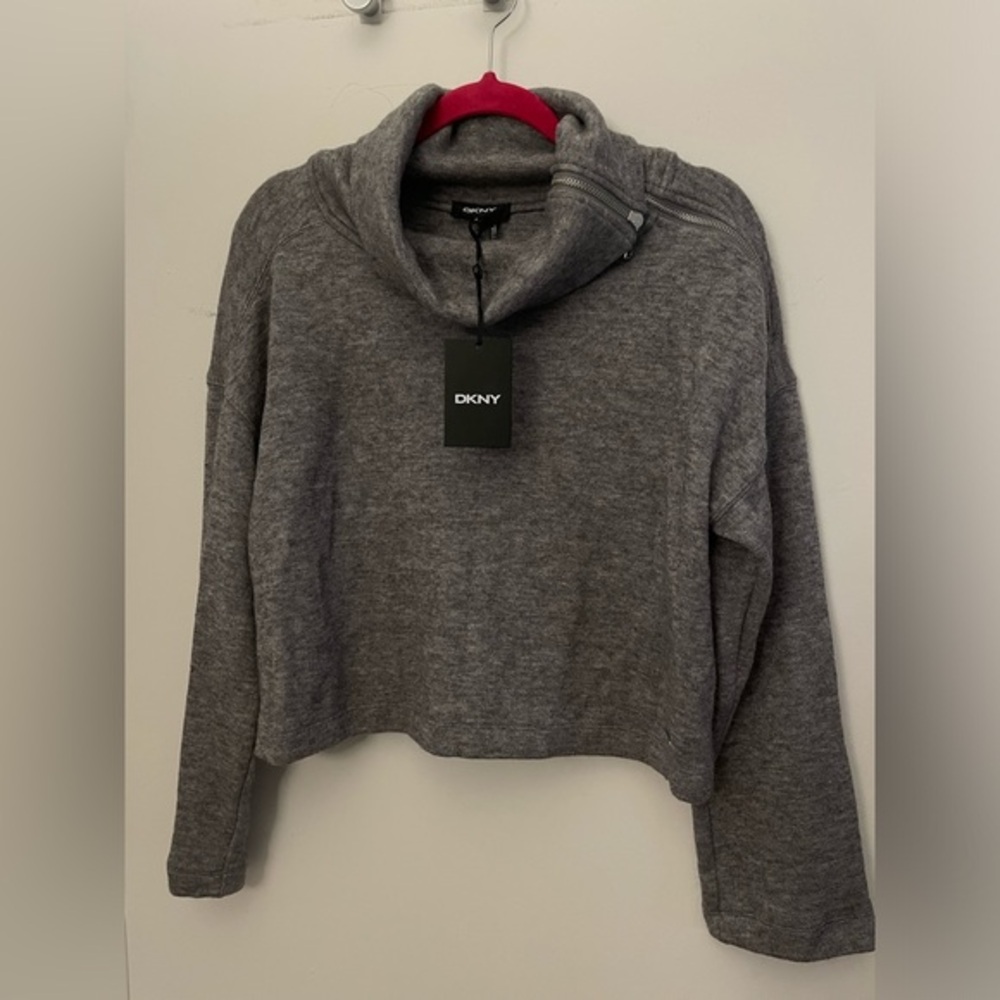 New DKNY sweater